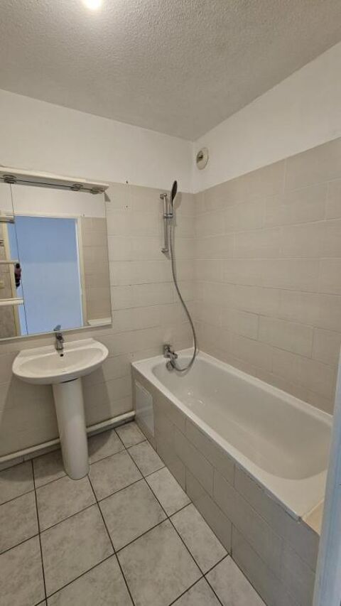  Appartement  louer 4 pices 83 m