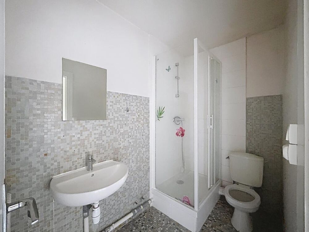 Location Appartement F2 avec balcon - SALINS Clermont ferrand