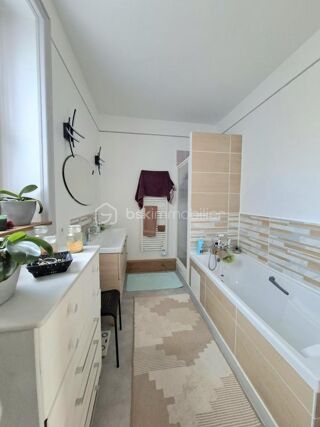  Propri�t�/ch�teau � vendre 7 pi�ces 358 m�