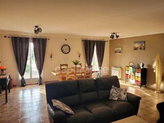  Maison  vendre 8 pices 298 m