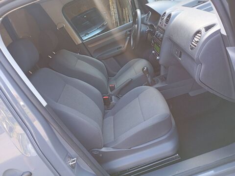 Caddy III 2.0 CR TDI 110 4MOTION Business Line 2014 occasion 14980 Rots
