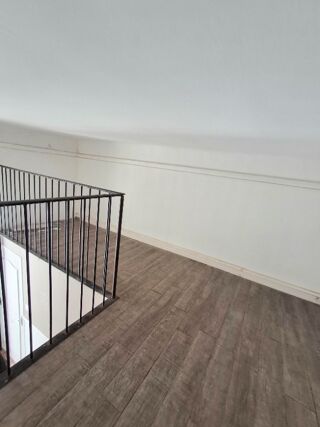  Maison à louer 5 pièces 140 m²