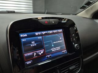 Clio 1.6 T 220ch RS Trophy EDC 5p 2017 occasion 06700 Saint Laurent Du Var