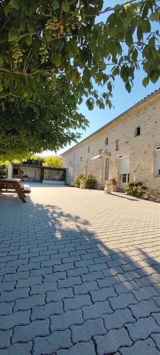  Maison à louer 5 pièces 150 m²