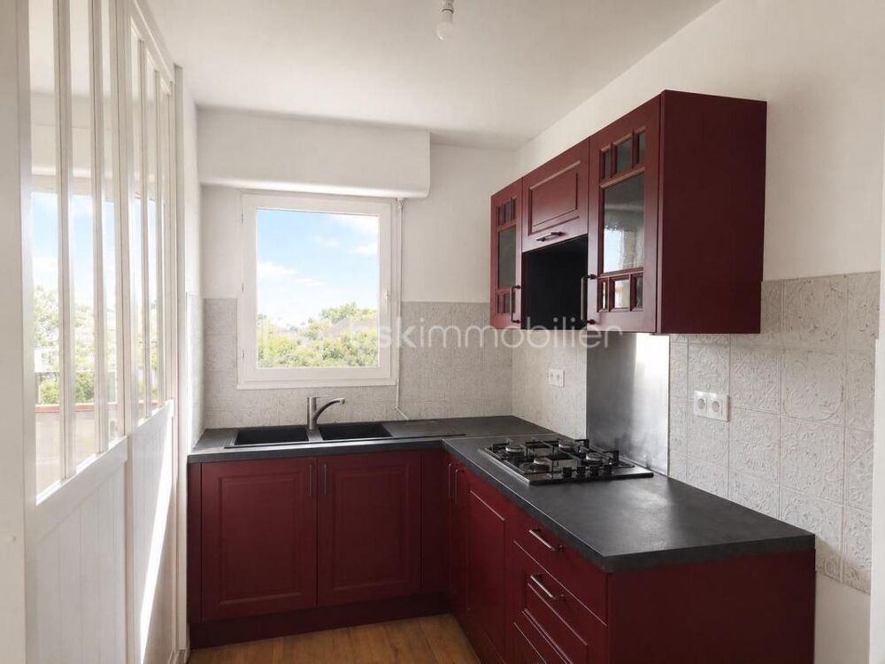 Vente Appartement T2 rénové avec balcon - Centre ville à pied Cambo les bains