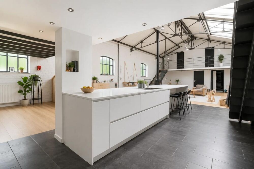 Loft de 5 pièces de 240 m² à Faches-Thumesnil