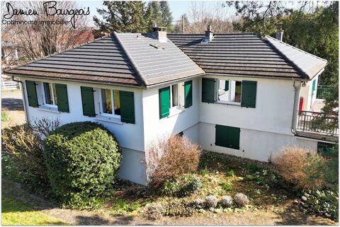   Propri�t� de caract�re sur parcelle arbor�e de 2006 m� � Saint-Genis-Pouilly Maison - 7 pi�ce(s) - 171 m�