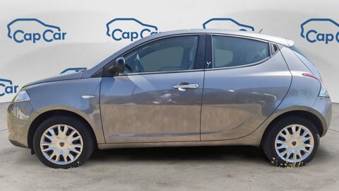 Ypsilon 1.2 69 Platinum 2013 occasion 94700 Maisons Alfort