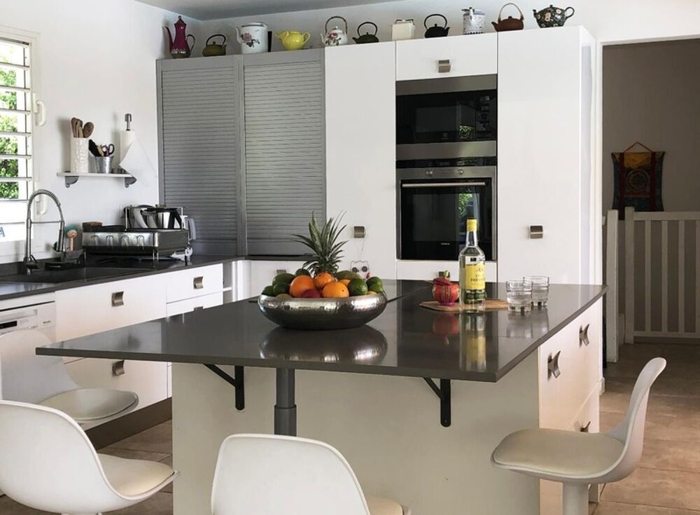 � vendre  Maison Sainte-Anne (97180)