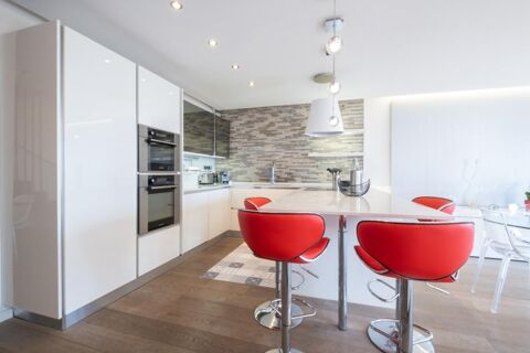  Appartement  louer 4 pices 120 m