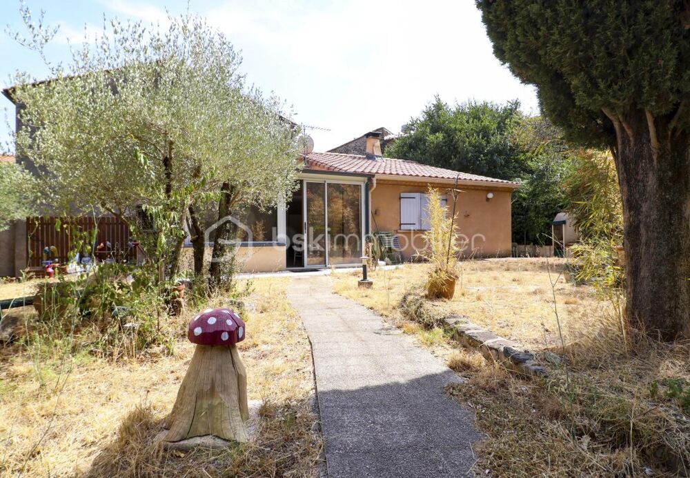Rare opportunité à Octon : maison de plain-pied avec terrain constructible de 2 205 m² !