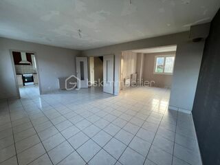  Propriété/château à vendre 5 pièces 111 m²