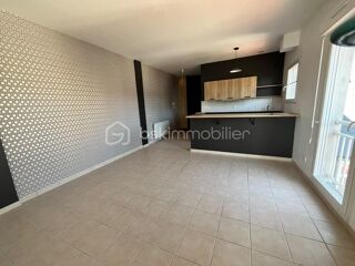  Immeuble à vendre 15 + pièces 456 m²