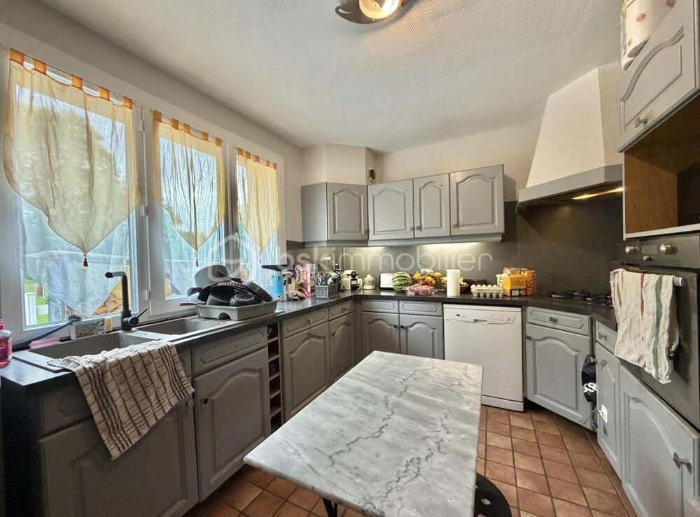 à vendre  Propriété/château Meaux (77100)