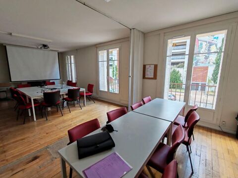   POITIERS - IMMEUBLE DE BUREAUX  302 m2 