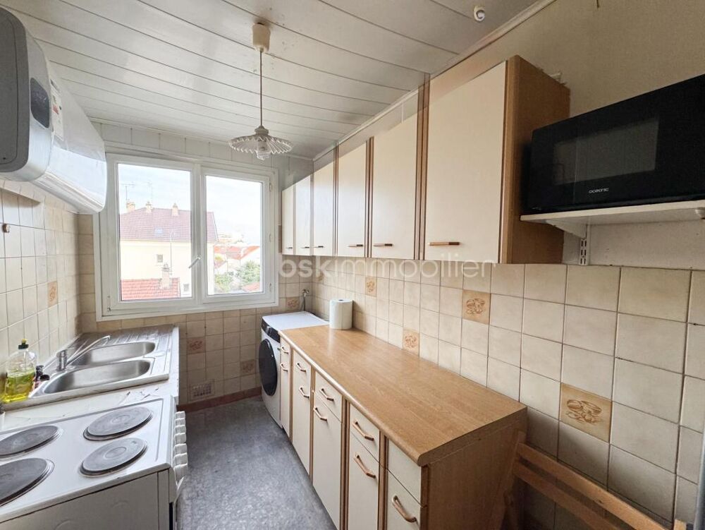 Vitry-sur-Seine limite Villejuif  Colocation 4 chambres louée, revenus de 2 236 €/mois