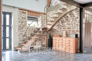  Maison à vendre 11 pièces 269 m²