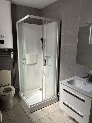  Appartement à louer 2 pièces 47 m²