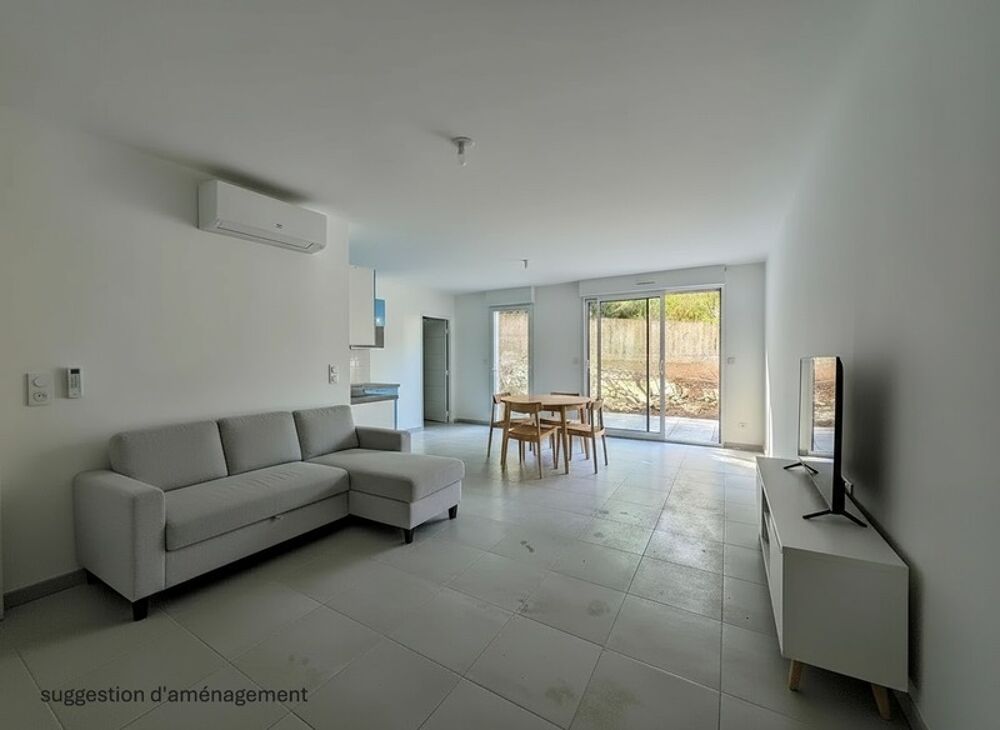 À NIMES (30) Appartement à vendre T4 avec terrasse et place de parking