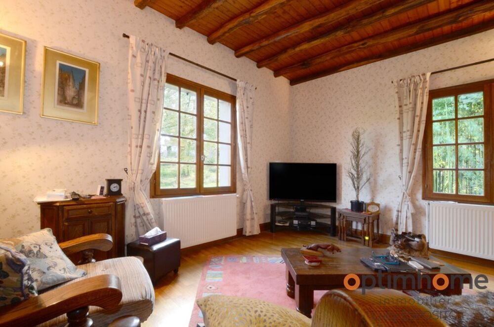 Sous-sol de 3 chambres, grand jardin et garage supplémentaire!