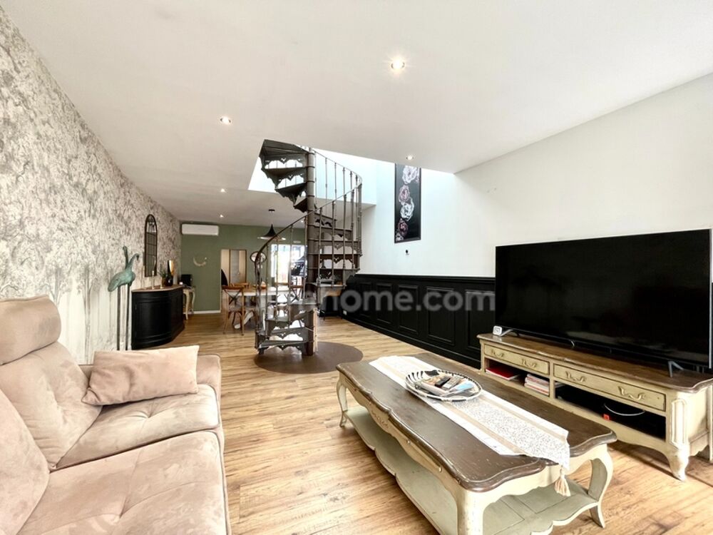 Vente Maison MAISON INTRA-MUROS AVEC PATIO PISCINE ET GARAGE Aigues mortes