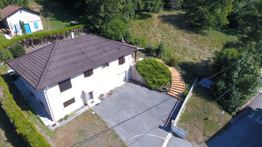 Maison à vendre 5 pièces de 135 m² sur terrain de 723 m² SAINT RAMBERT EN BUGEY (01)
