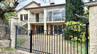 Maison à vendre 8 pièces 143 m²