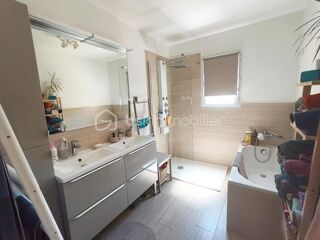  Villa à vendre 6 pièces 150 m²