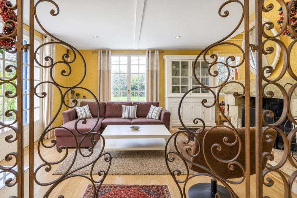 Belle maison familiale de 147 m² avec piscine à Coutras