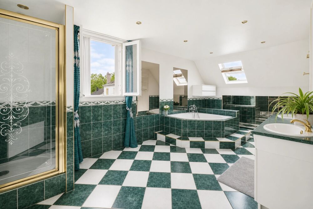 à vendre  Maison Montfermeil (93370)