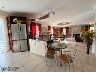  Maison � vendre 9 pi�ces 270 m�