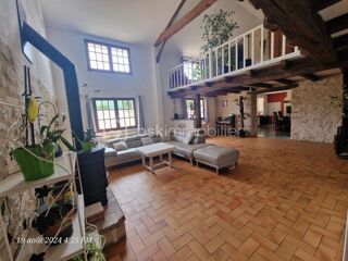  Maison � vendre 6 pi�ces 213 m�