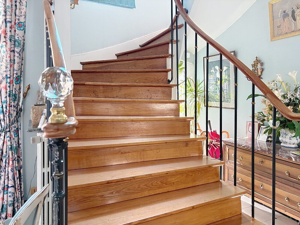 Vente Maison Dpt Marne (51), à vendre REIMS maison T13 de 358 m² - Terrain de 70 m² Reims