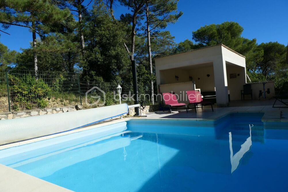 Entre NIMES et ALES, maison de 3 chambres avec piscine