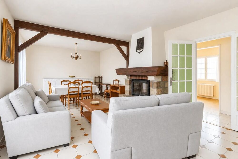 Maison de 7 pièces de 123 m² à Nouan-le-Fuzelier