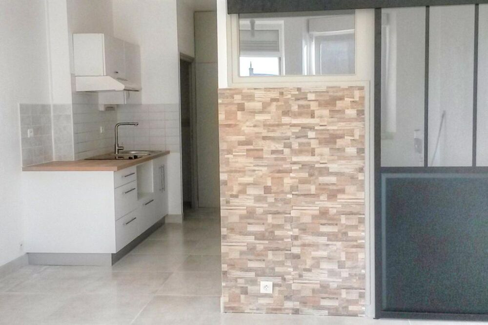 Vente Appartement Appartement  2 pièces 36 m2  avec parking privatif en centre ville Treguier