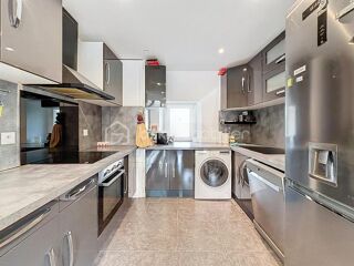  Appartement à vendre 4 pièces 82 m²