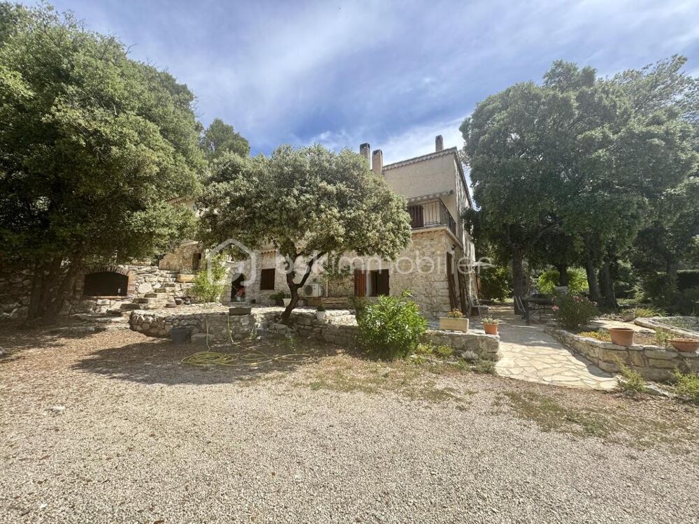 Propriété de caractère avec vue panoramique exceptionnelle
