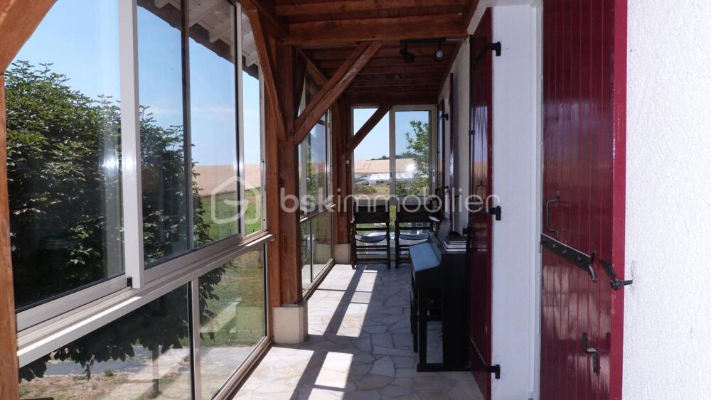 Vente Maison Grande maison entiérement rénovée Saint martial viveyrol