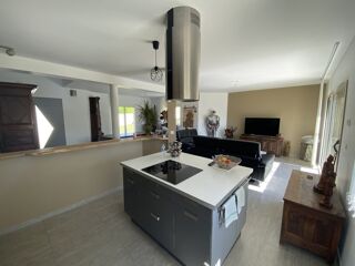  Maison  vendre 6 pices 135 m