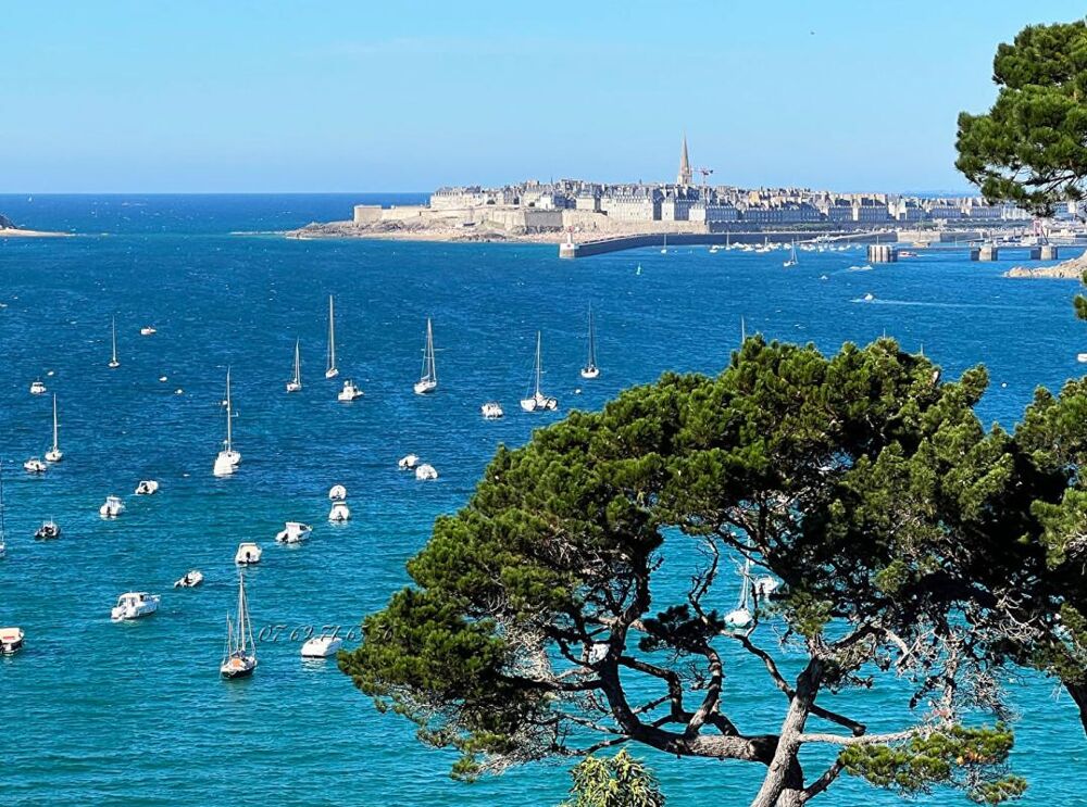 Vente Appartement Appartement Dinard 2 pièces 45 m2 Dinard
