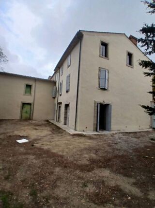  Maison à louer 10 pièces 338 m²