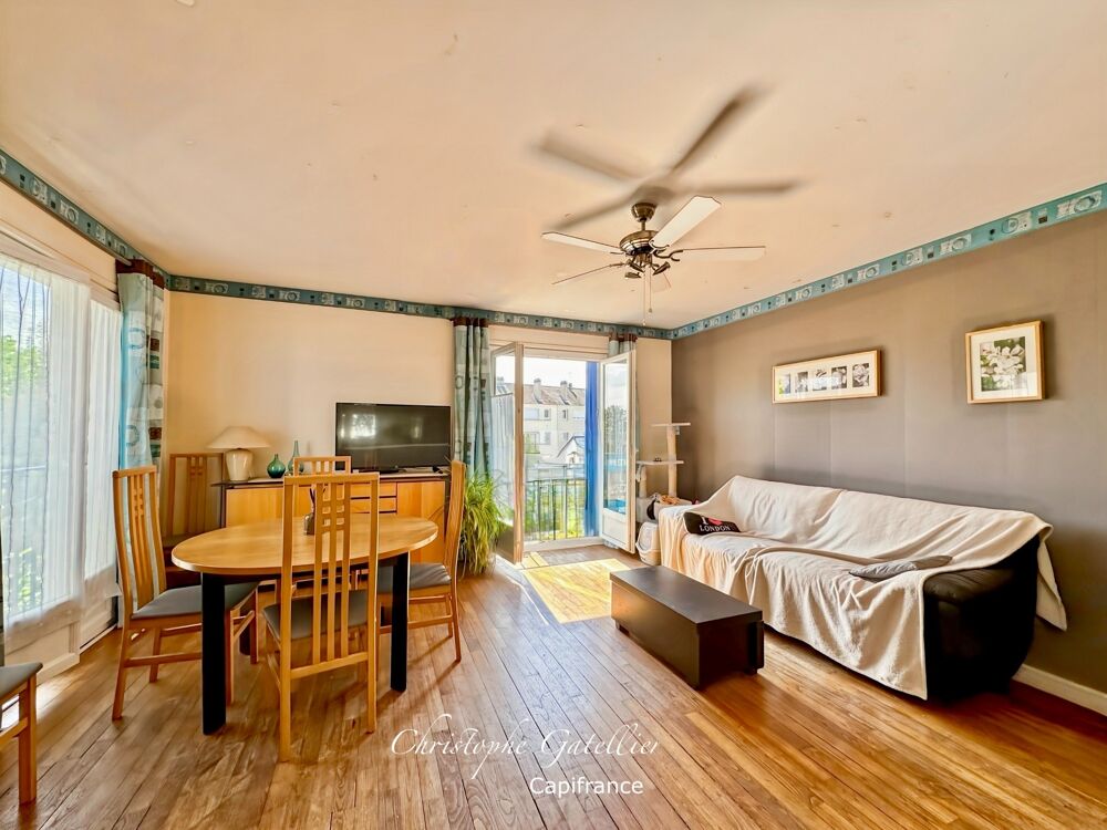 Villepreux  Quartier de la Haie Bergerie  Maison familiale de 85 m² avec jardin, garage et pompe à chaleur