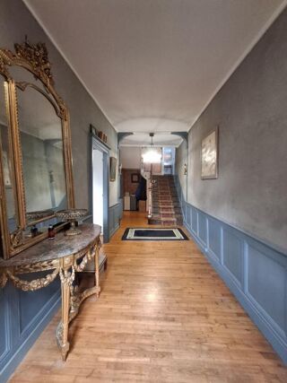  Maison  vendre 10 pices 280 m