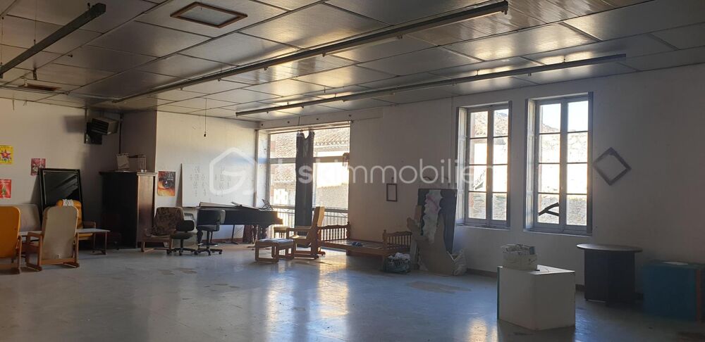 Vente Immeuble LOCAUX COMMERCIAUX 520m2 + cave en CENTRE VILLE Lectoure