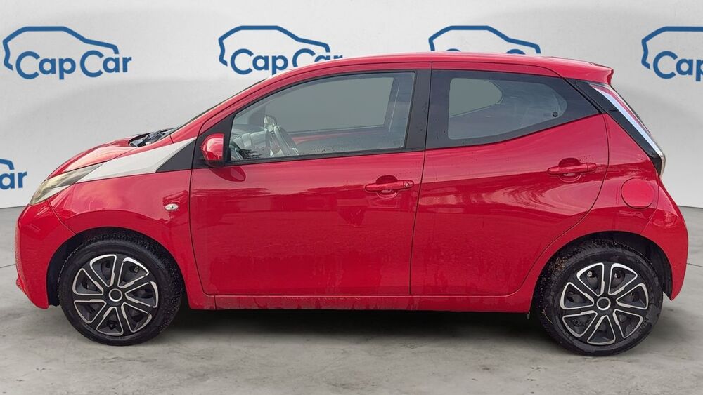Aygo II 1.0 VVT-I 69 X-Cite - 4 places 2015 occasion 38200 Vienne