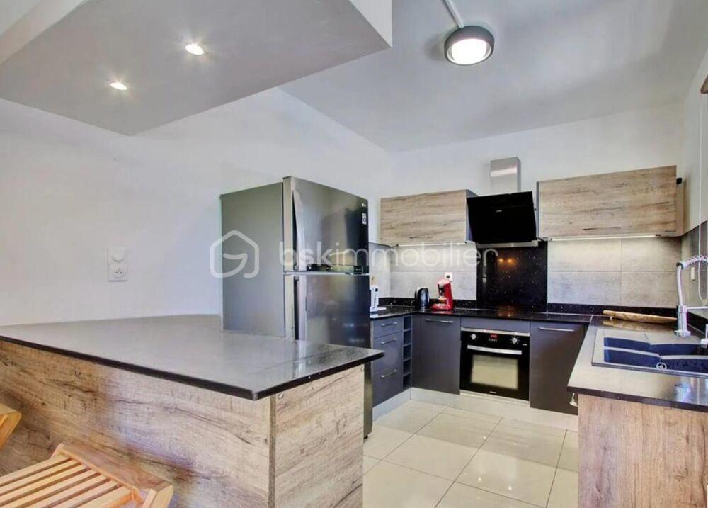 � vendre  Villa Saint-Gilles Les Bains (97434)