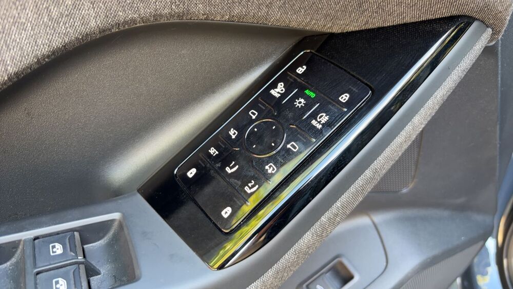 Q6 387 100 kWh Quattro S line - Automatique Toit ouvrant 2025 occasion 69800 Saint Priest