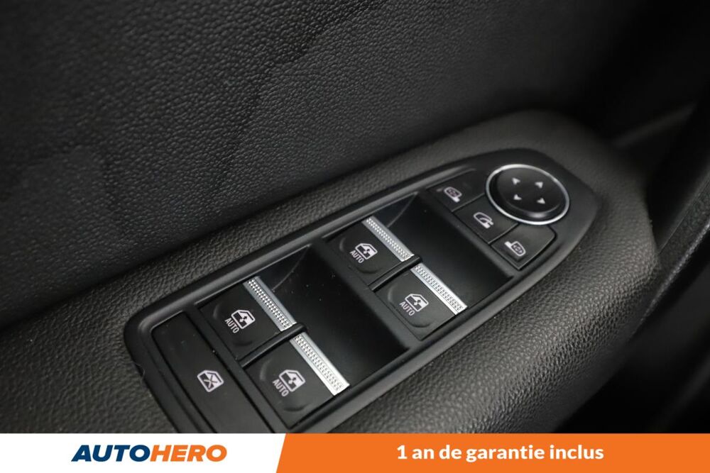 Captur 1.6 E-Tech Intens 145 ch 2021 occasion 92130 Issy-les-Moulineaux