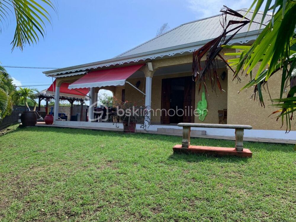 � vendre  Propri�t�/ch�teau Le Moule (97160)